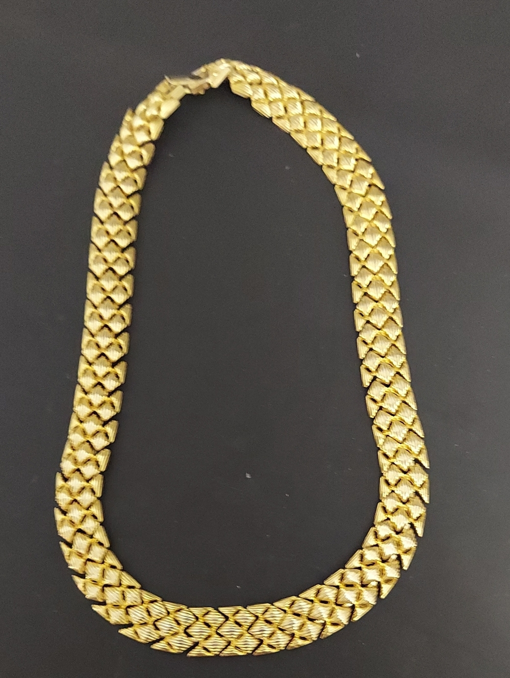 Vintage 1990s Classic Gold-Tone Collar Necklace - Women Jewelry